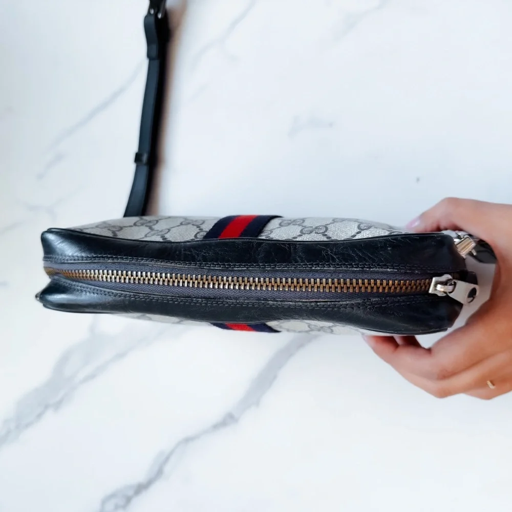 Authentic Gucci GG Clutch reworked as Crossbody ❤️ - Picture 8 of 15